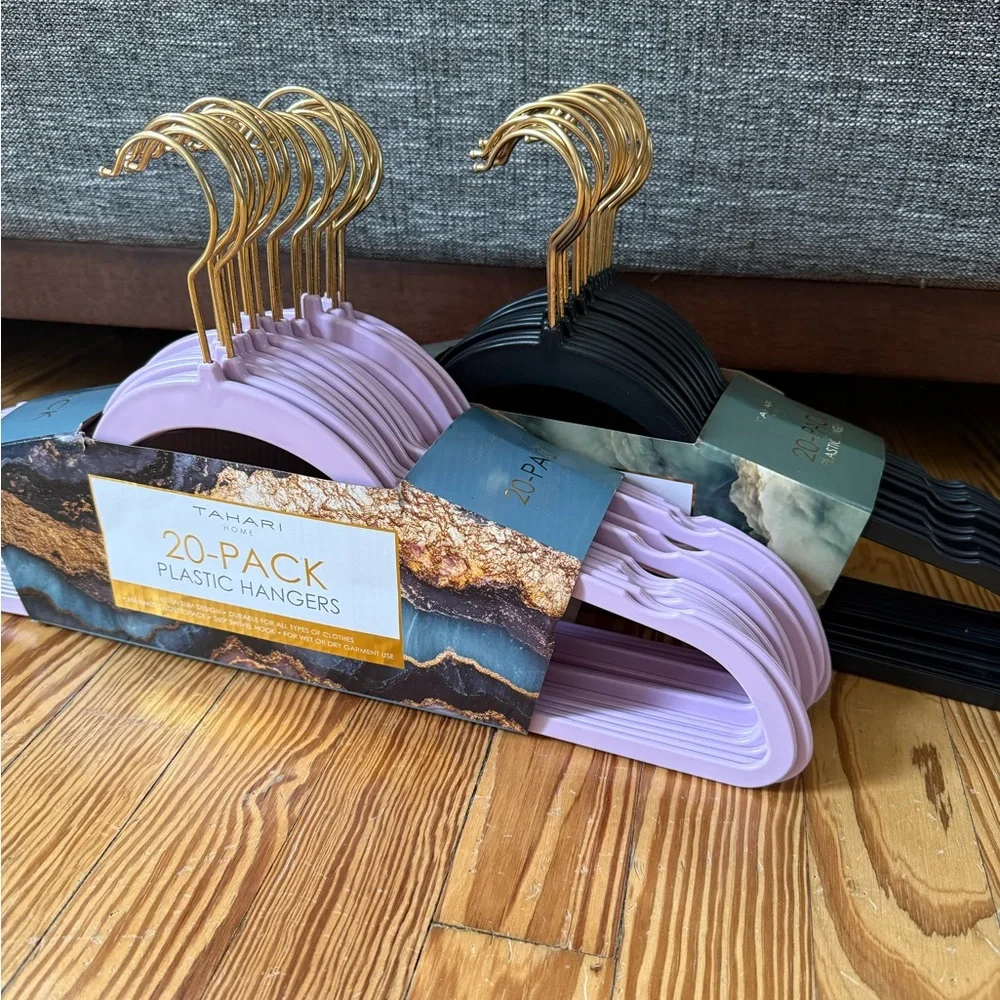 ONE Tahari Plastic Hangers - Pick Purple or Black